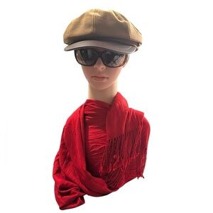 NWT. Woman or Man’s  Hat.  Unisex